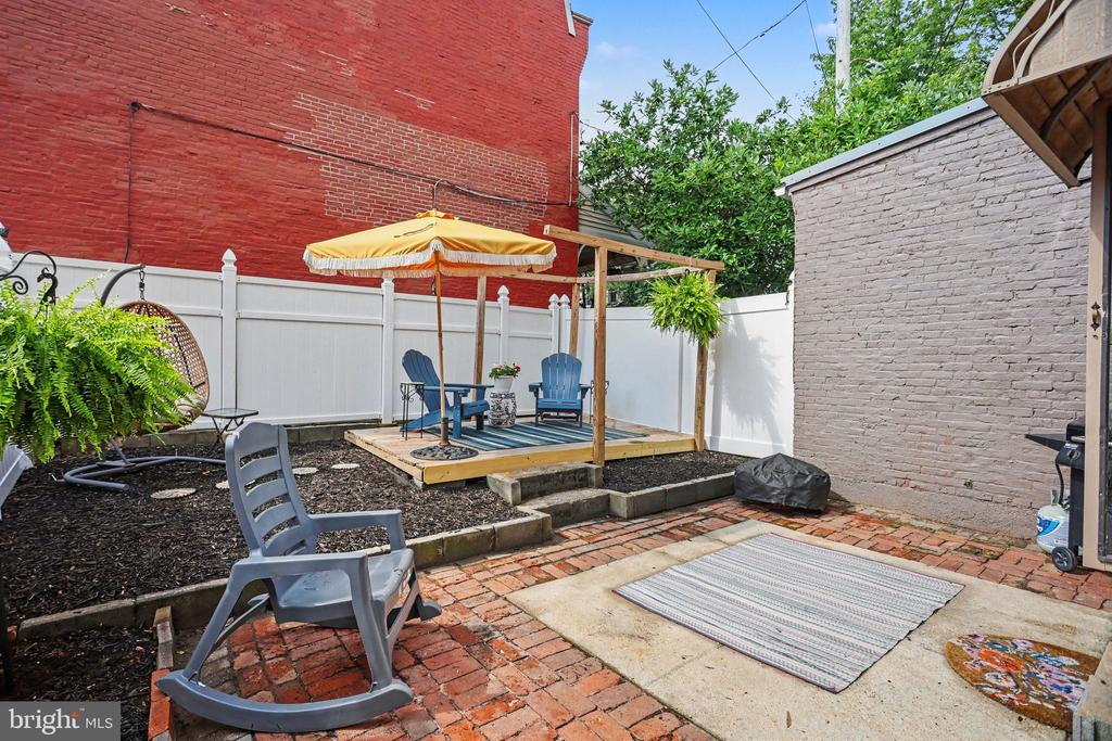 416 W FREDERICK STREET