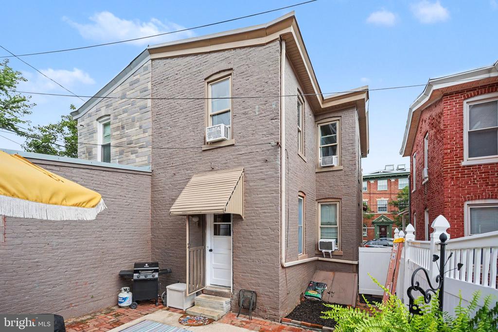 416 W FREDERICK STREET