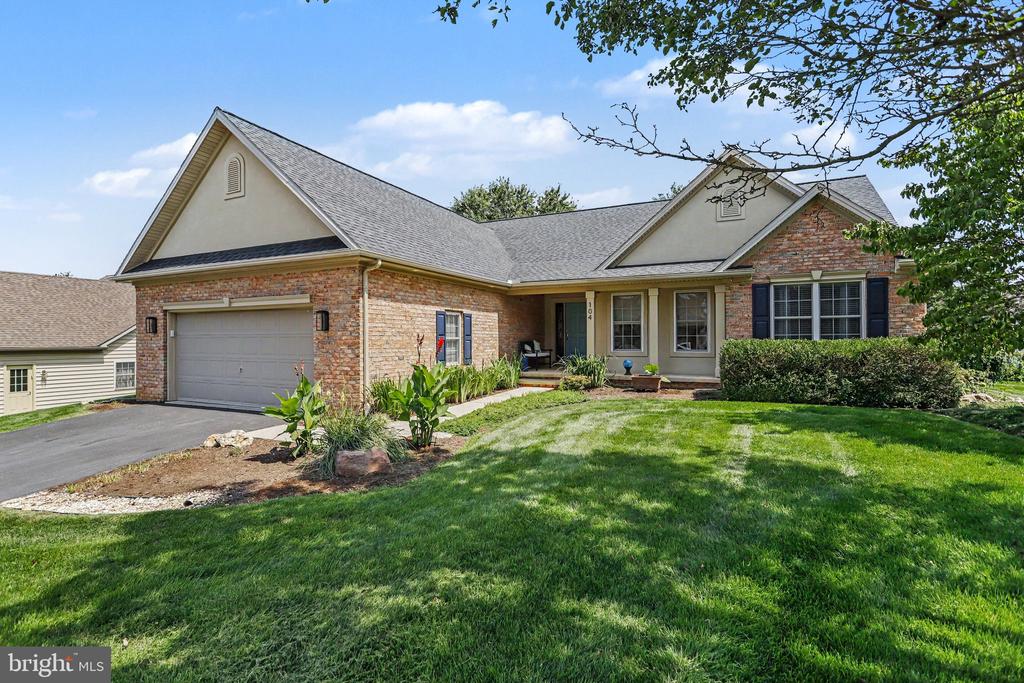 104 KILGANNON LANE