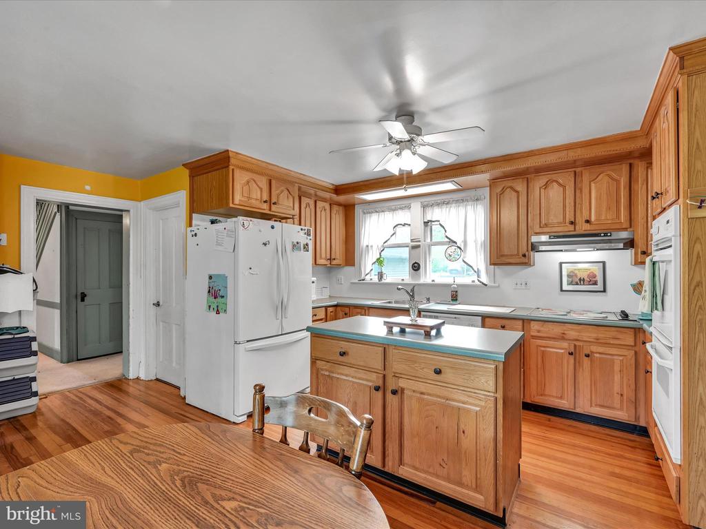 25 FREEMAN DRIVE