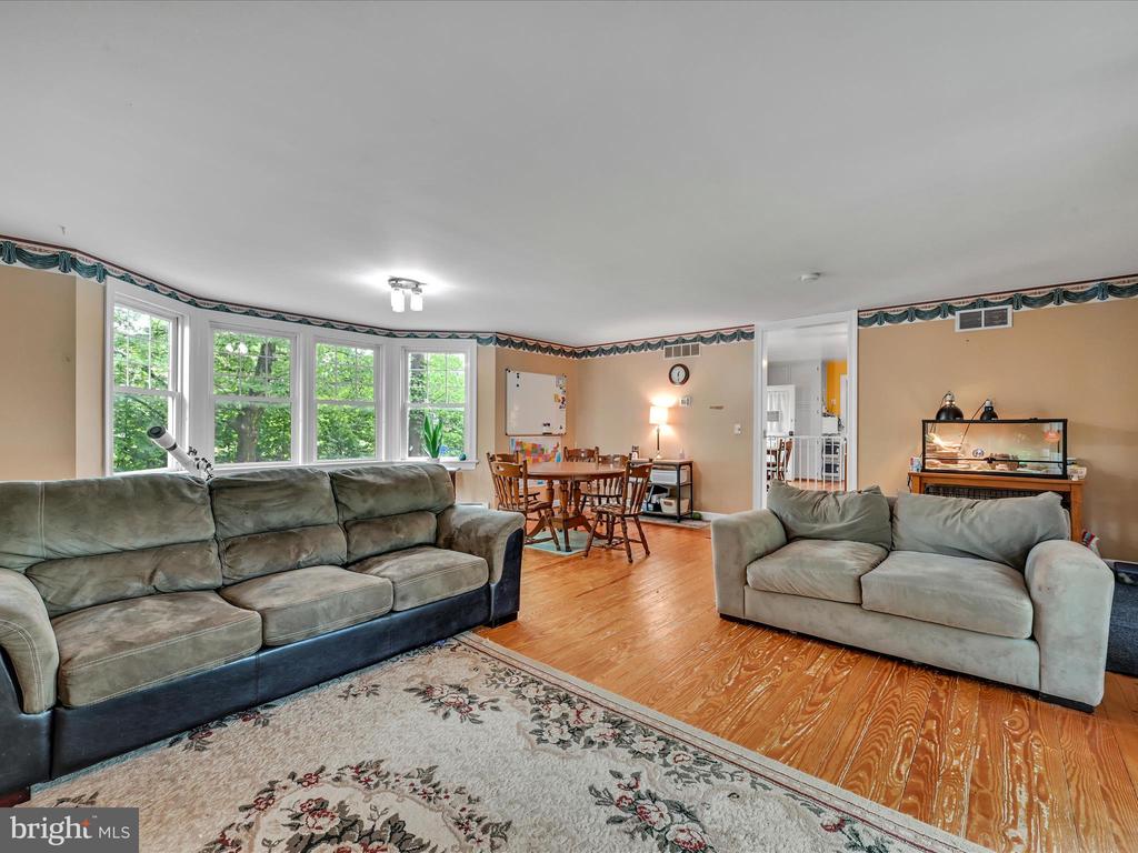 25 FREEMAN DRIVE