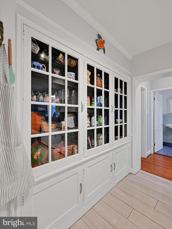 341 CRESTON ROAD