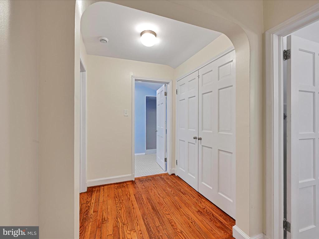 341 CRESTON ROAD