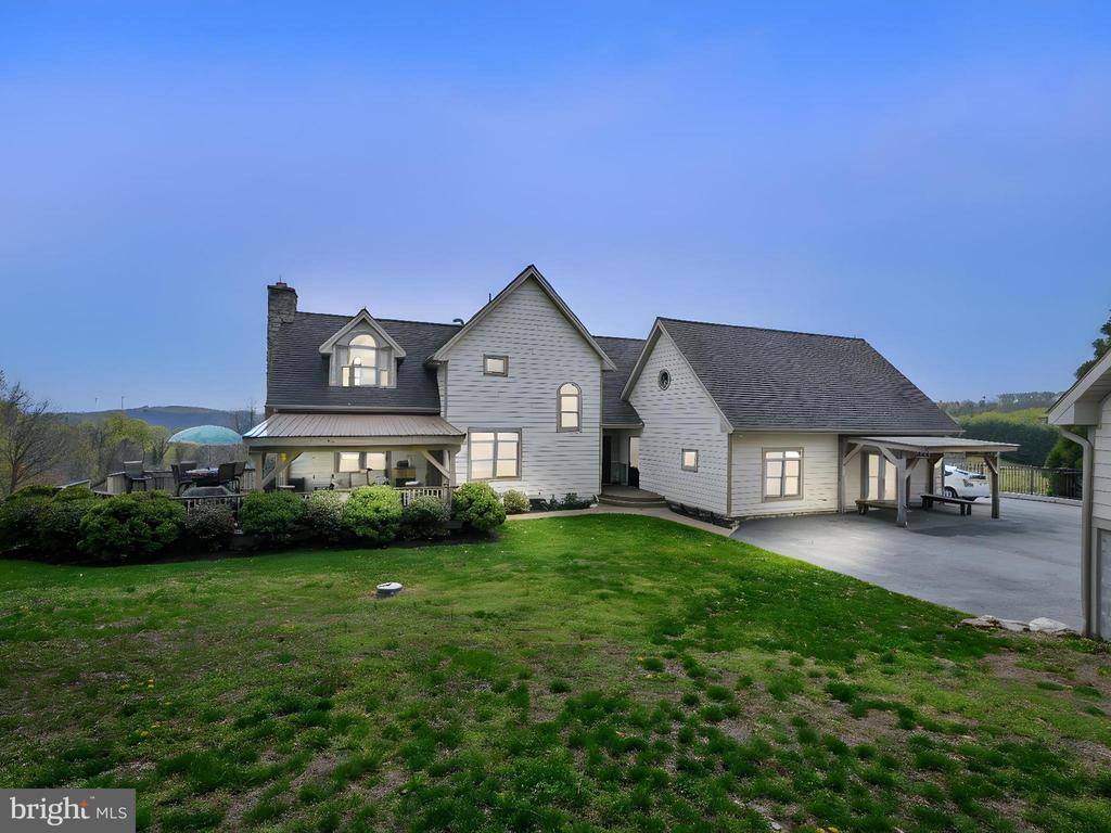 31 BLUE SKY DRIVE