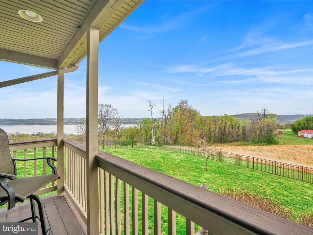 31 BLUE SKY DRIVE