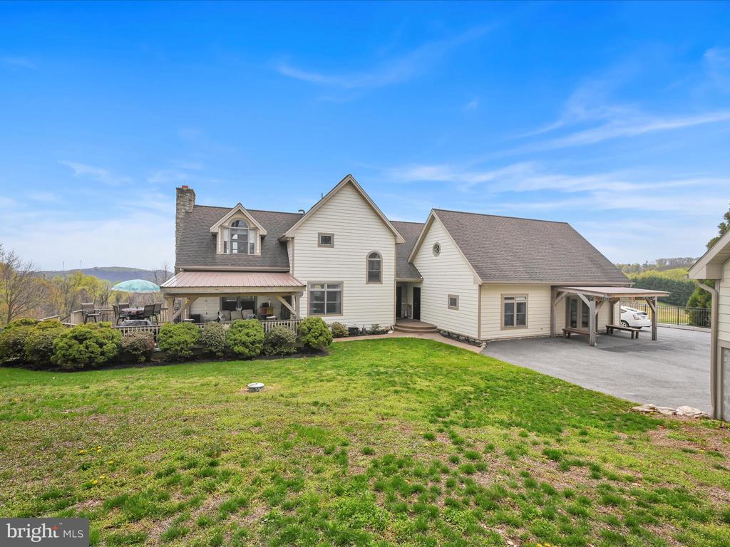 31 BLUE SKY DRIVE