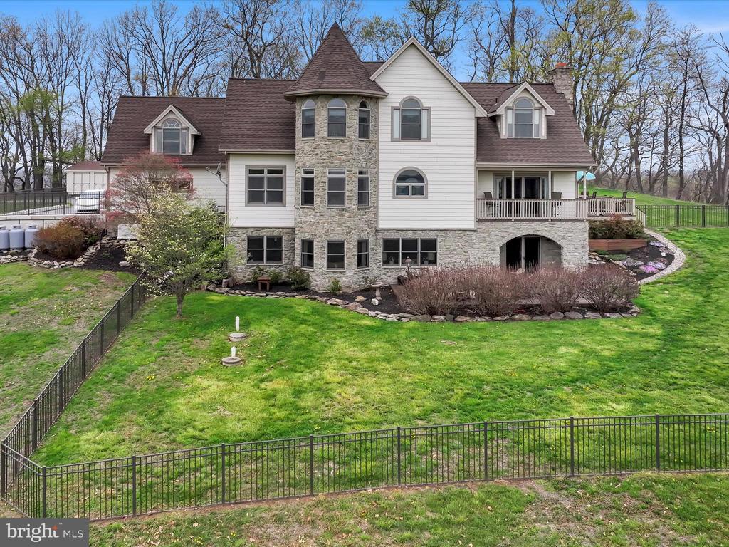 31 BLUE SKY DRIVE