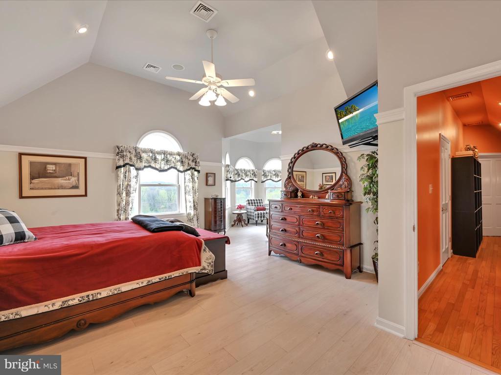 31 BLUE SKY DRIVE