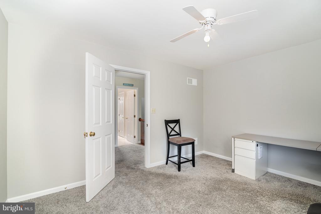 2785 SPARROW DRIVE