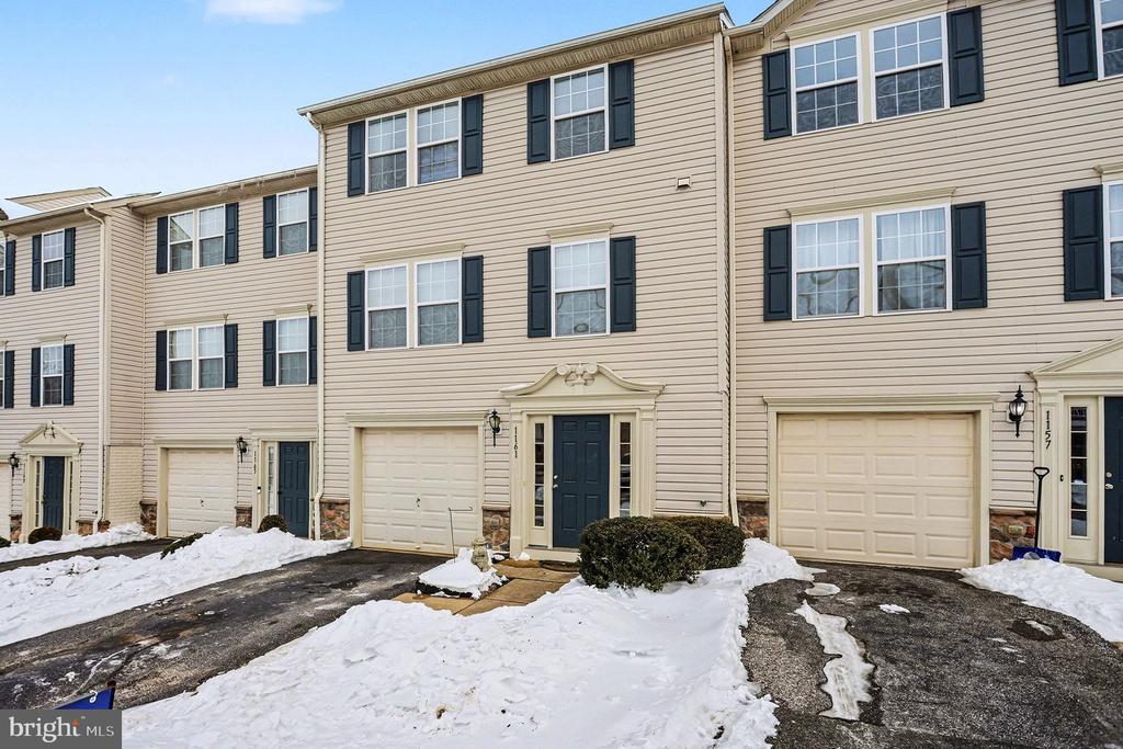 1161 BLUE BIRD LANE