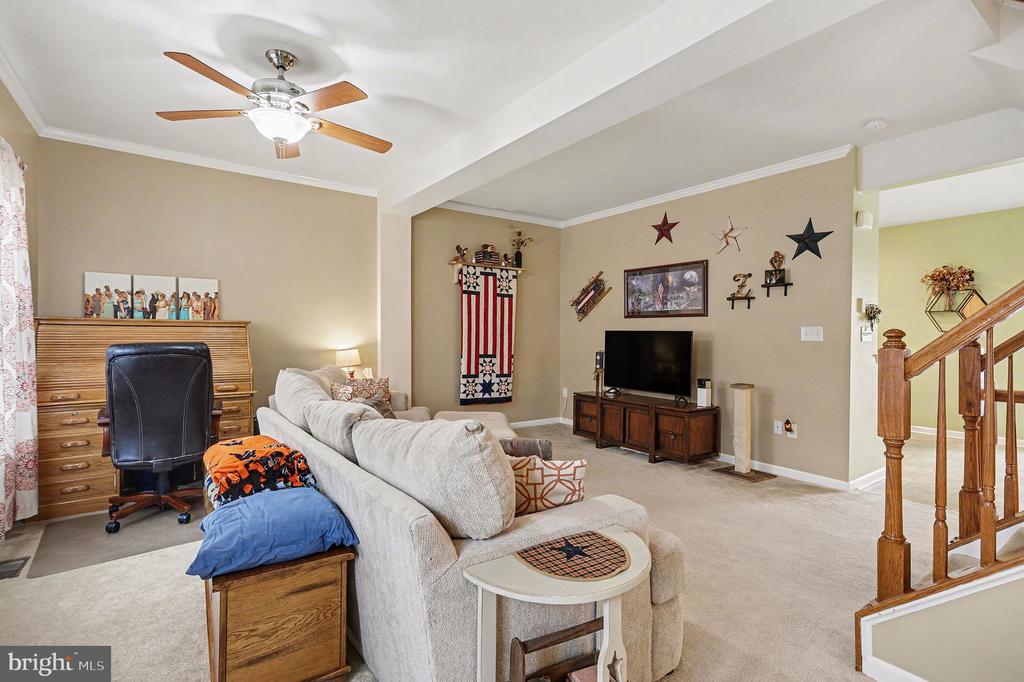 1161 BLUE BIRD LANE