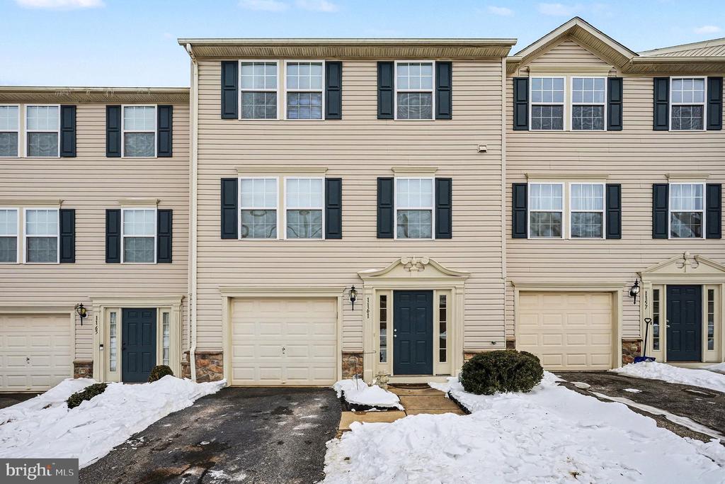 1161 BLUE BIRD LANE