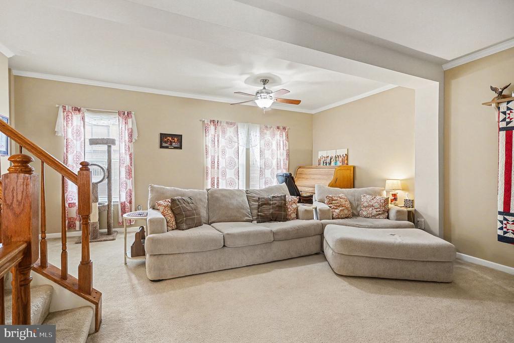 1161 BLUE BIRD LANE