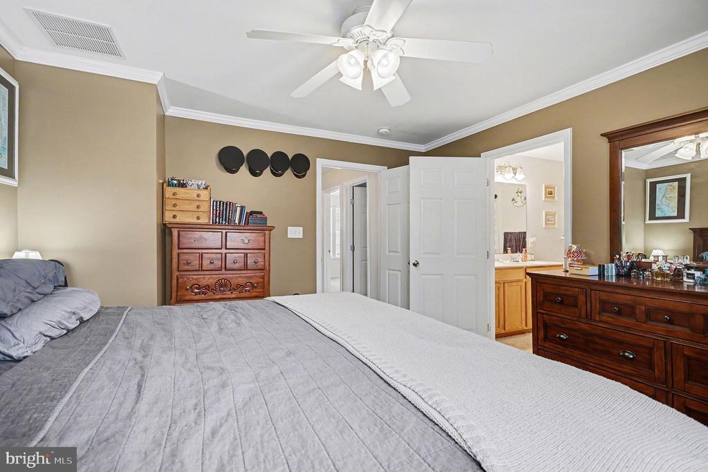 1161 BLUE BIRD LANE