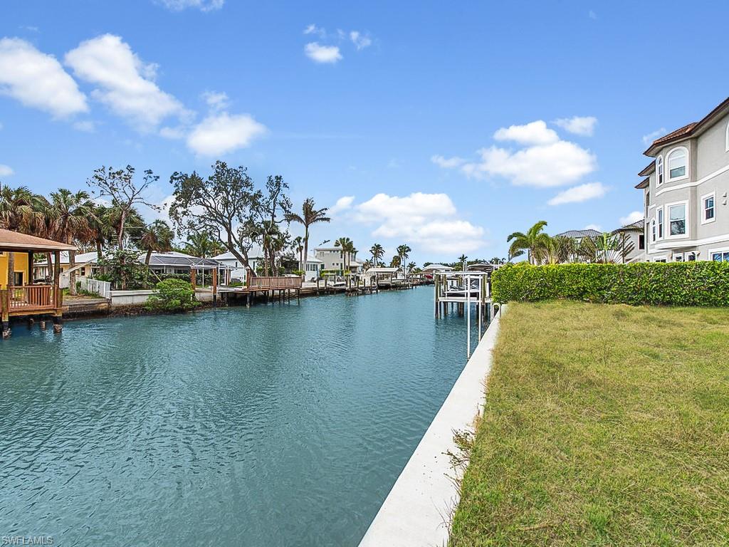 406 Seabee AVE