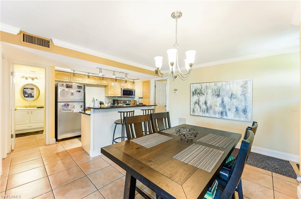 200 Palm DR 43-7