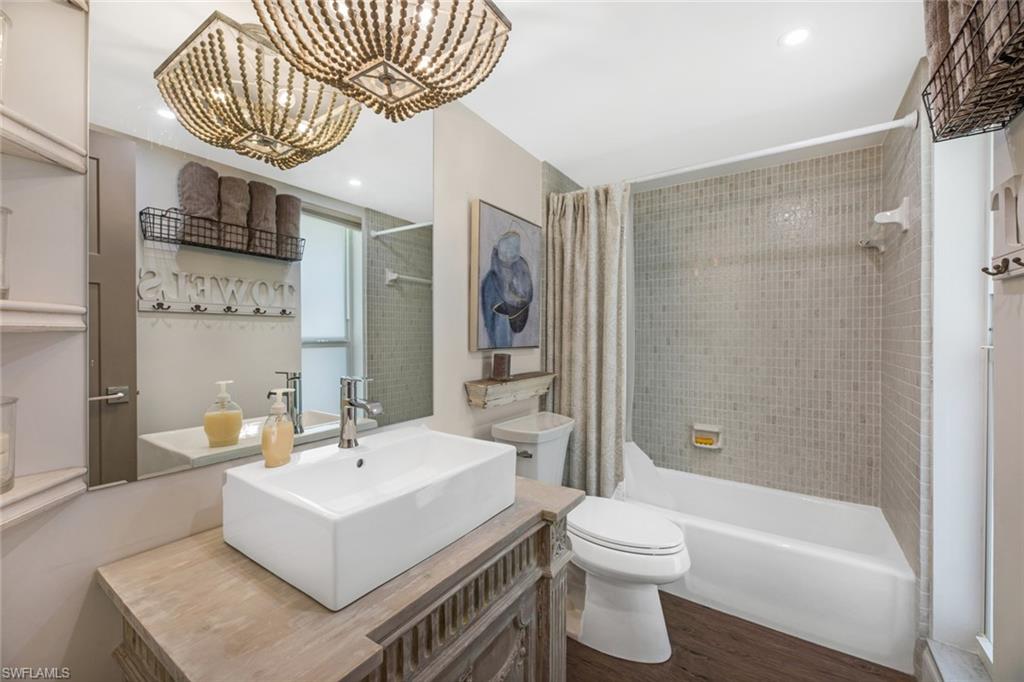 373 Palm DR Unit: 702