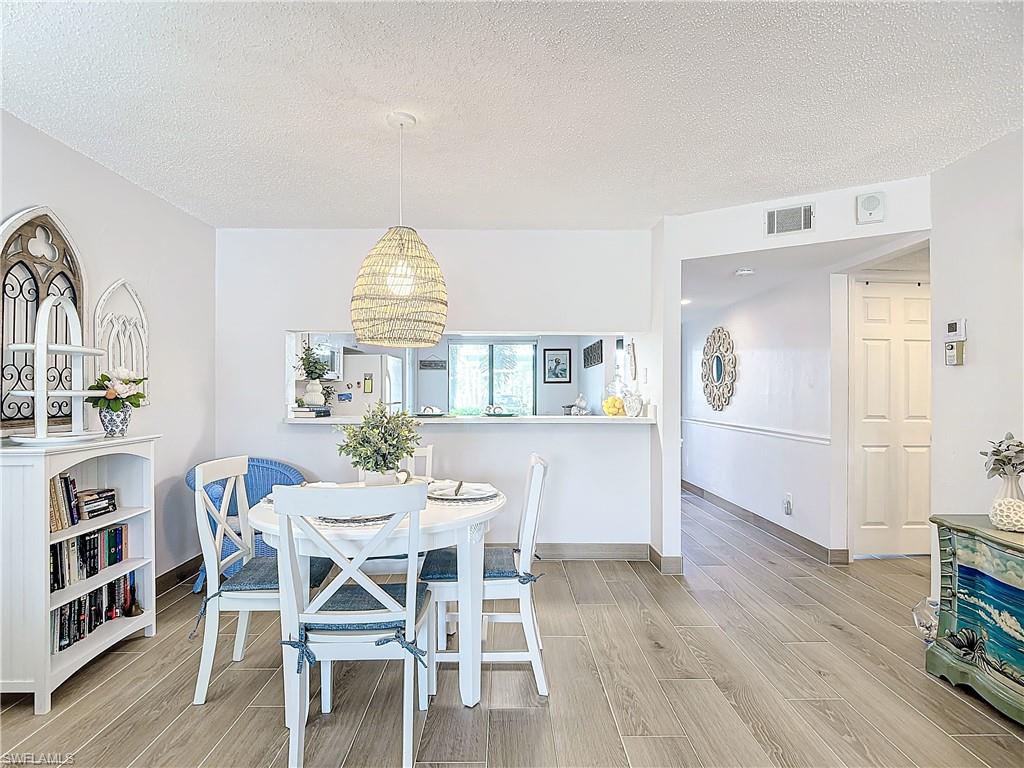 5716 Deauville CIR # 104 Unit: I-104