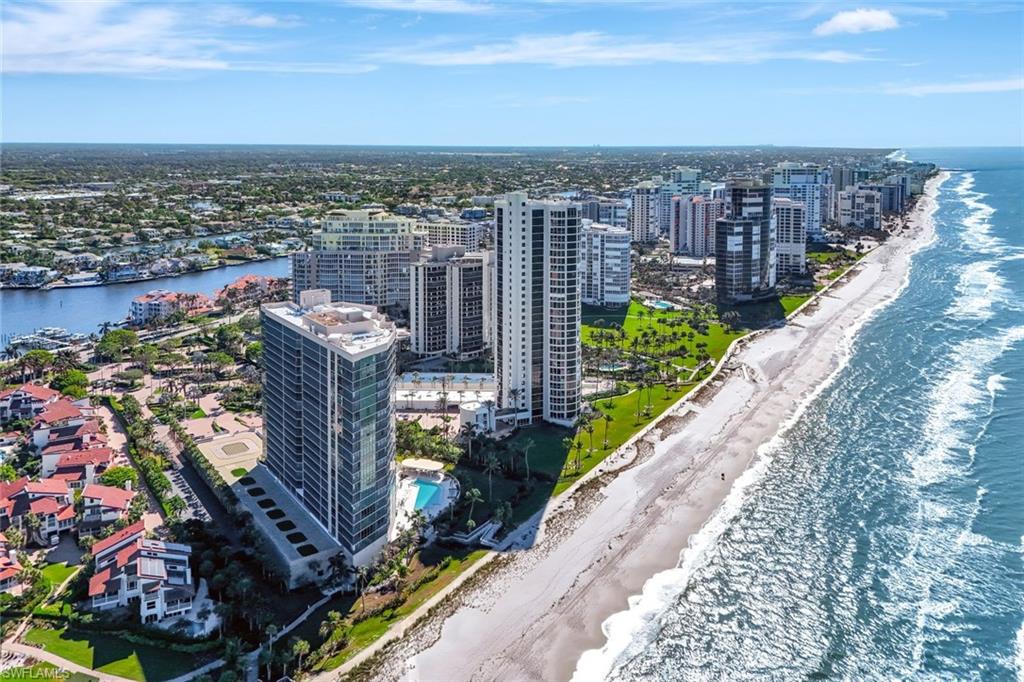 4651 Gulf Shore BLVD N # 806