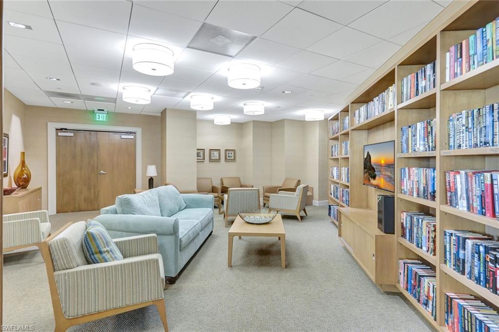 4651 Gulf Shore BLVD N # 806