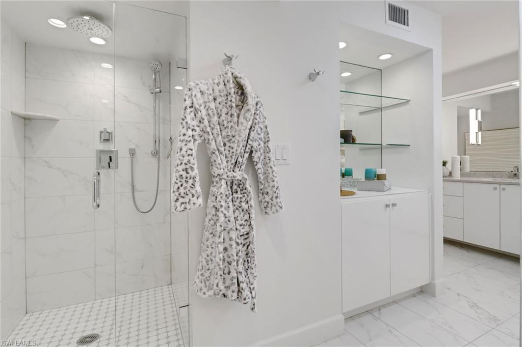 4651 Gulf Shore BLVD N # 806