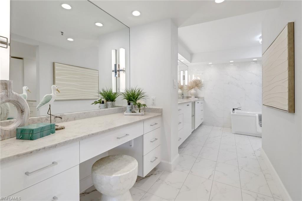 4651 Gulf Shore BLVD N # 806