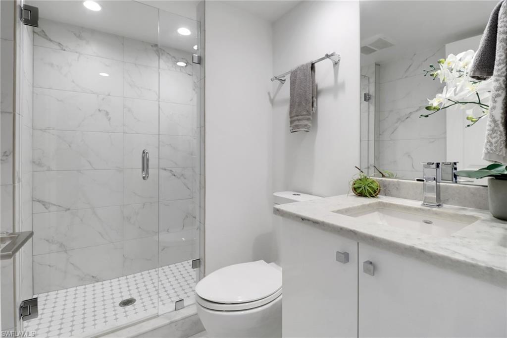 4651 Gulf Shore BLVD N # 806