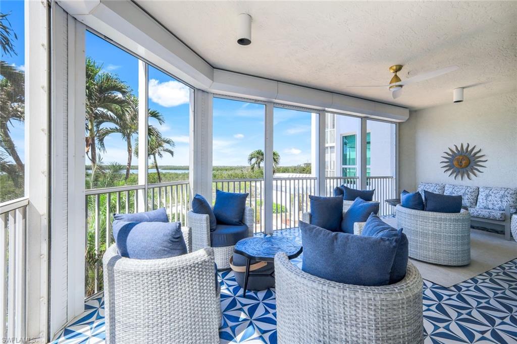 285 Grande WAY # 402