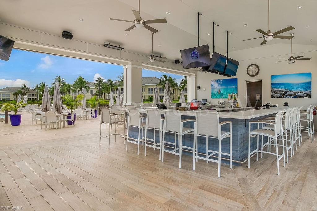 285 Grande WAY # 402