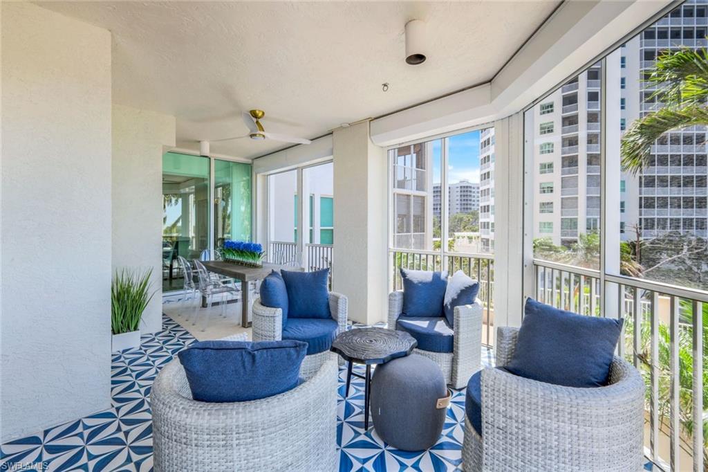 285 Grande WAY # 402
