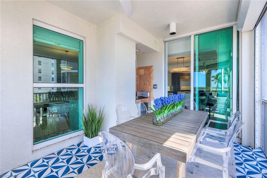 285 Grande WAY # 402
