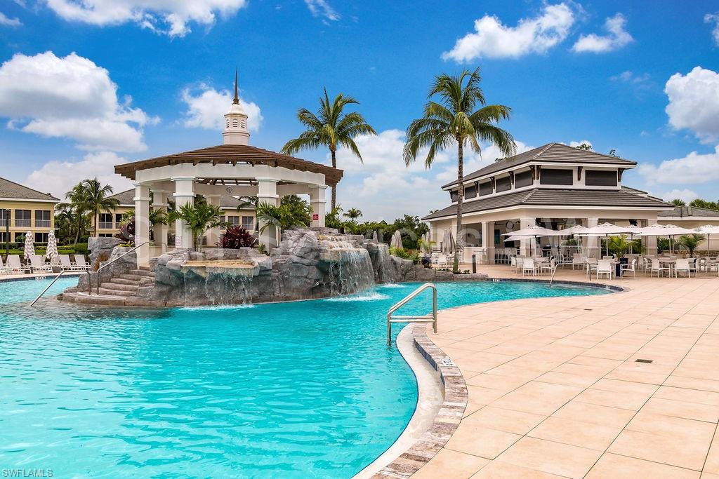 285 Grande WAY # 402