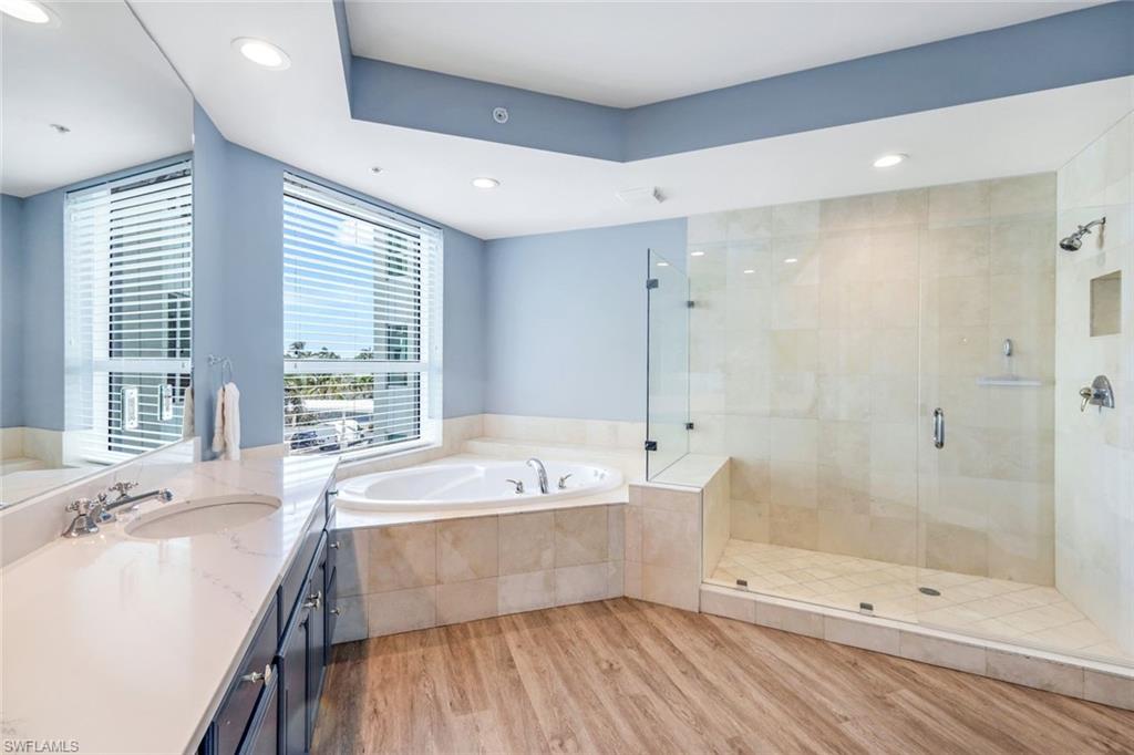 285 Grande WAY # 402