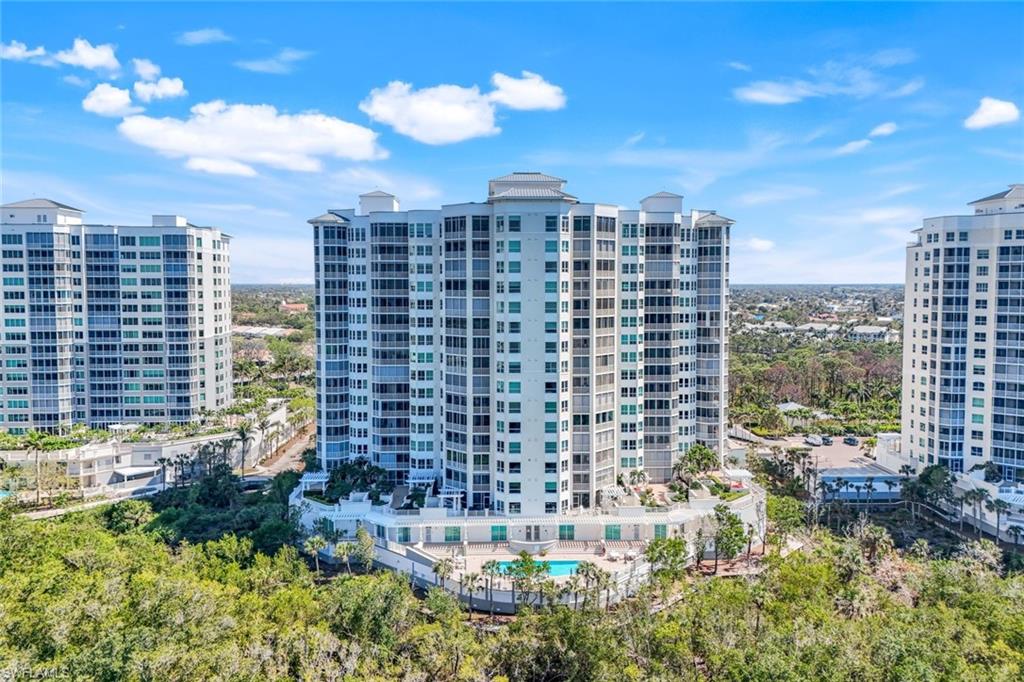 285 Grande WAY # 402