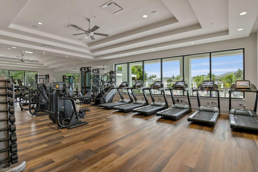 285 Grande WAY # 402