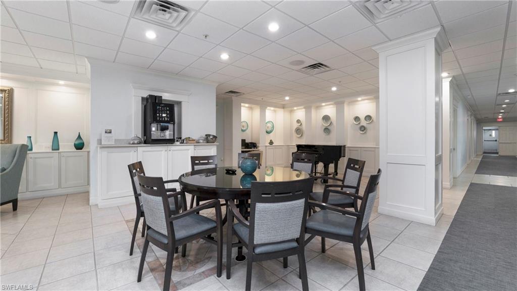 606 Arbor Lake DR # 104, NAPLES Unit: 6-104