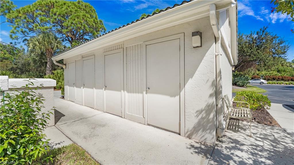 606 Arbor Lake DR # 104, NAPLES Unit: 6-104