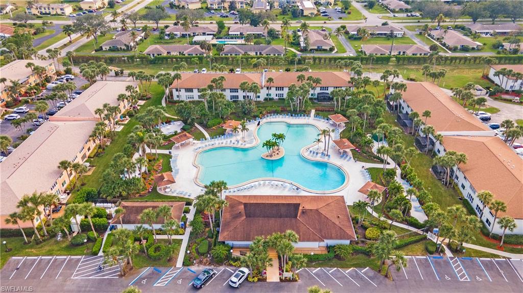 4180 Looking Glass LN # 4102