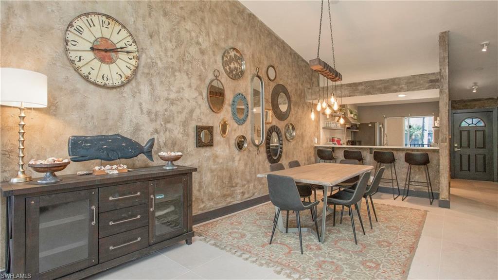 4180 Looking Glass LN # 4102