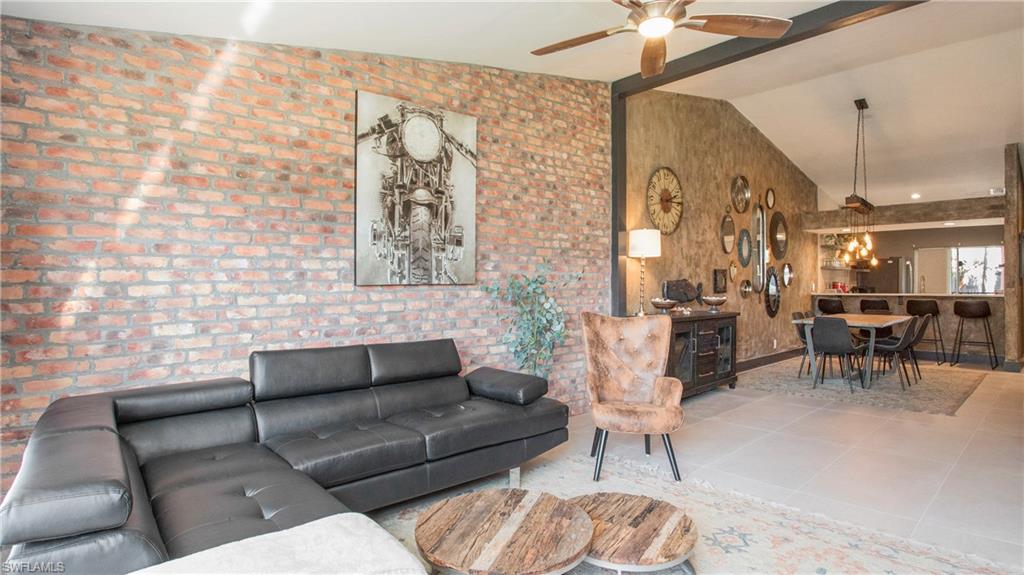 4180 Looking Glass LN # 4102