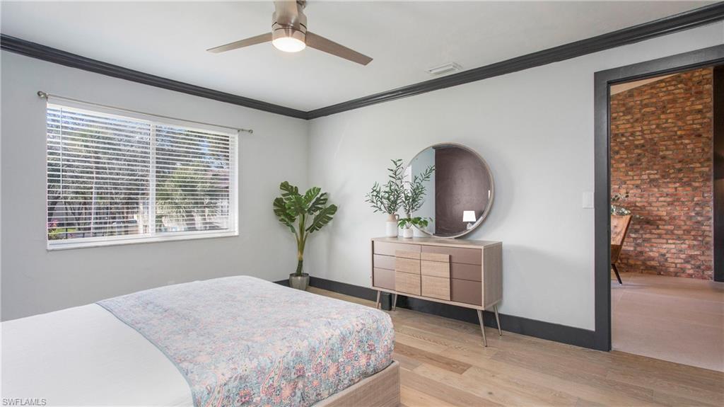 4180 Looking Glass LN # 4102