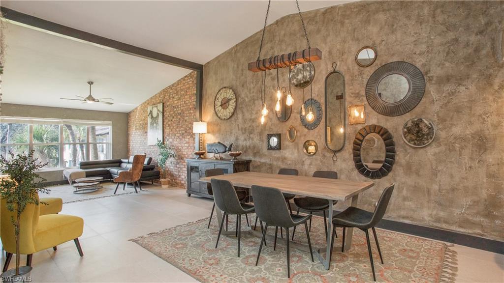 4180 Looking Glass LN # 4102