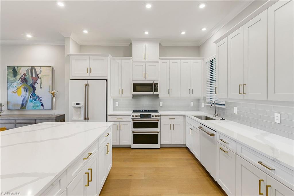 9633 Montelanico LOOP # 203