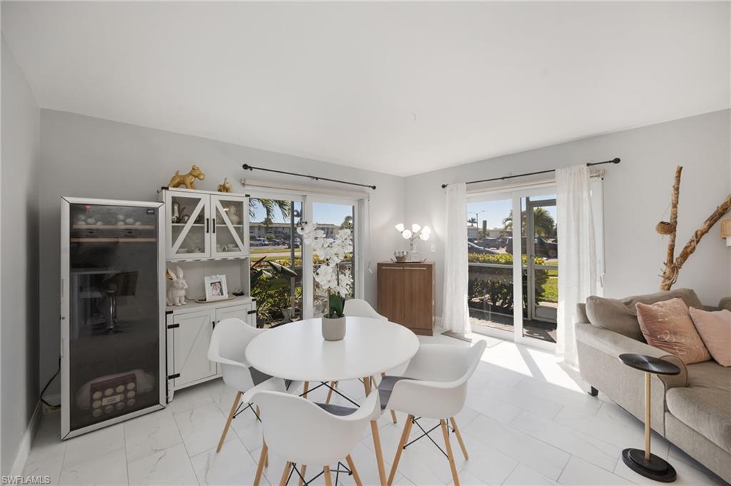 232 Palm DR 1