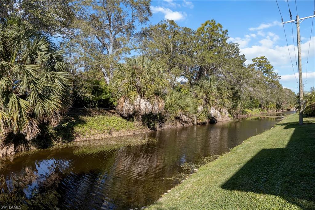 232 Palm DR 1