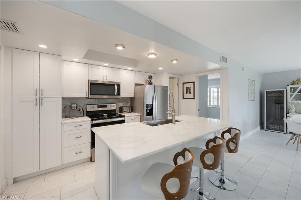 232 Palm DR 1