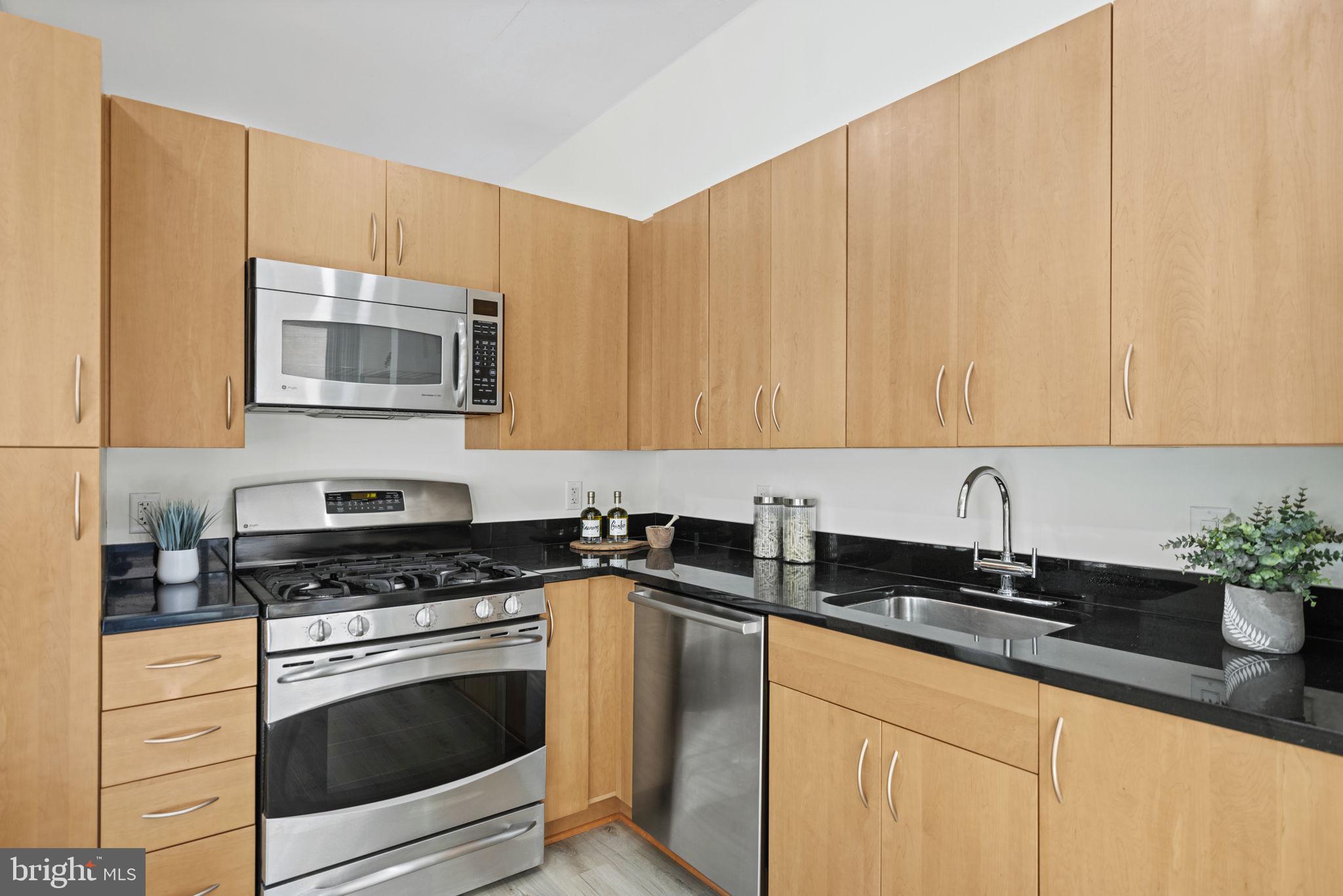 811 4TH STREET NW 406