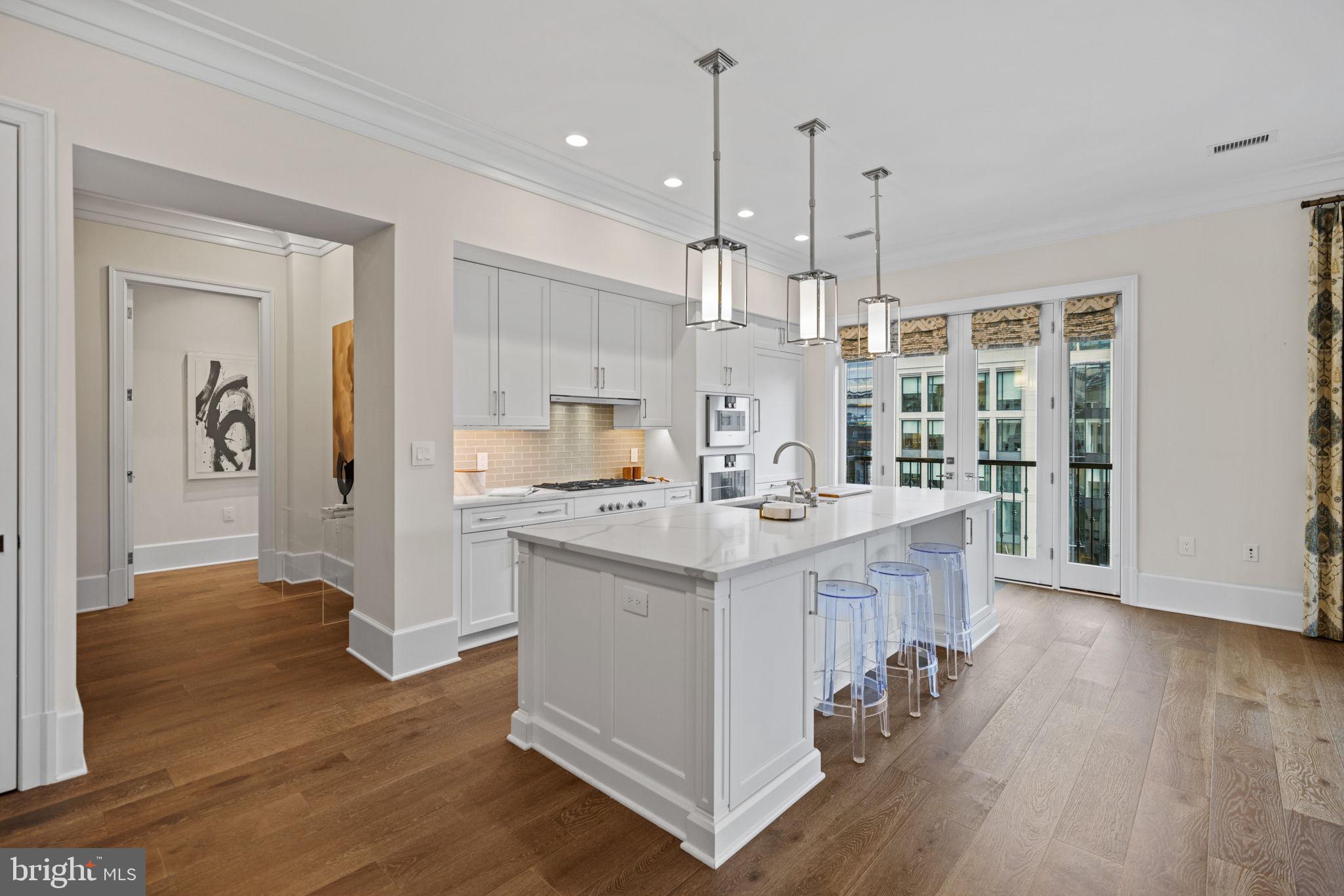 1108 16TH STREET NW PH701