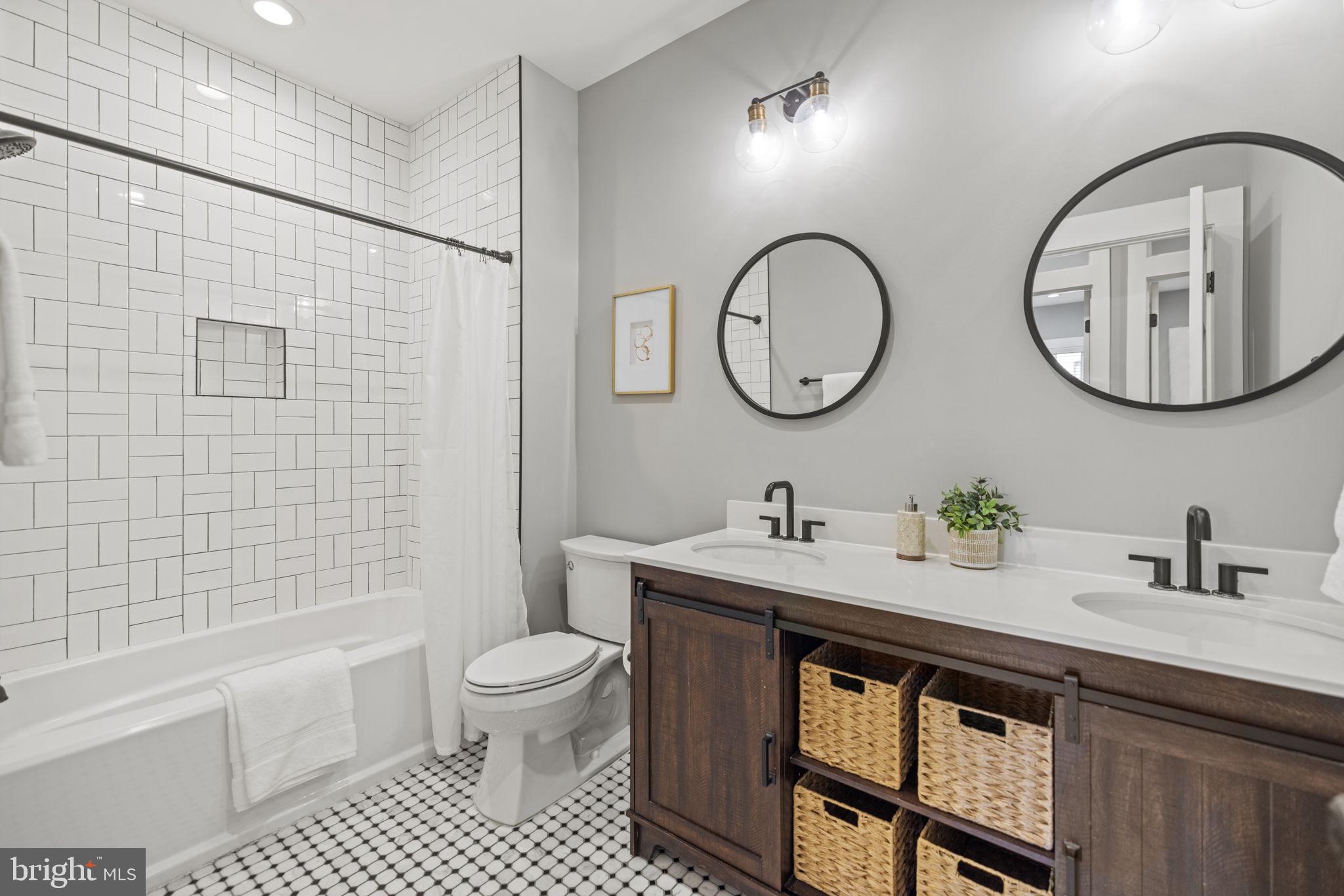 219 MORGAN STREET NW