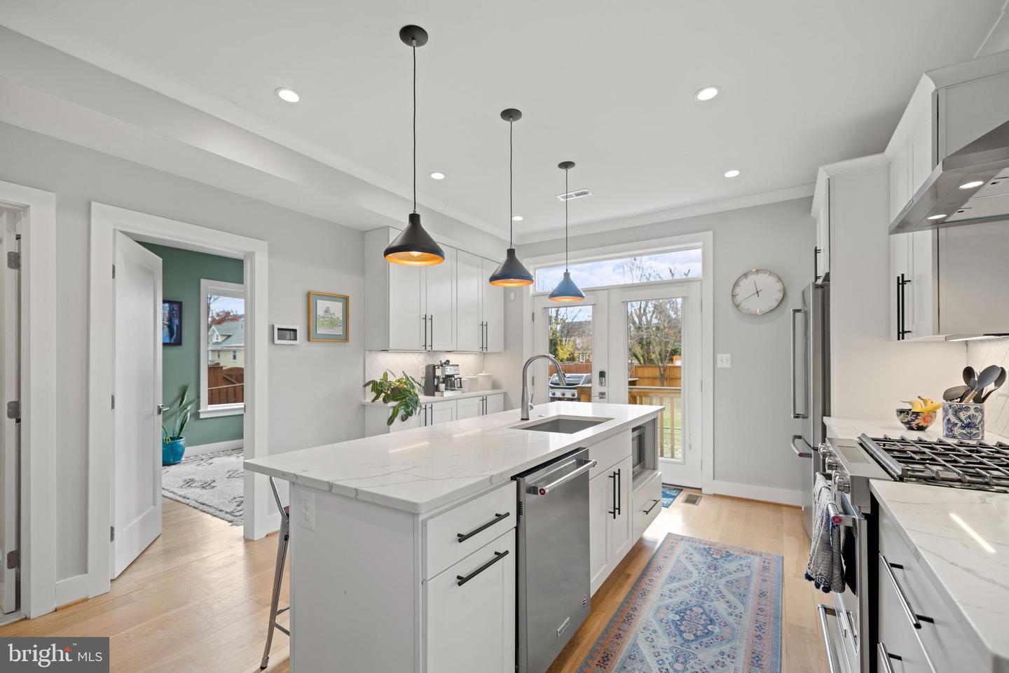 308 Quackenbos St NW